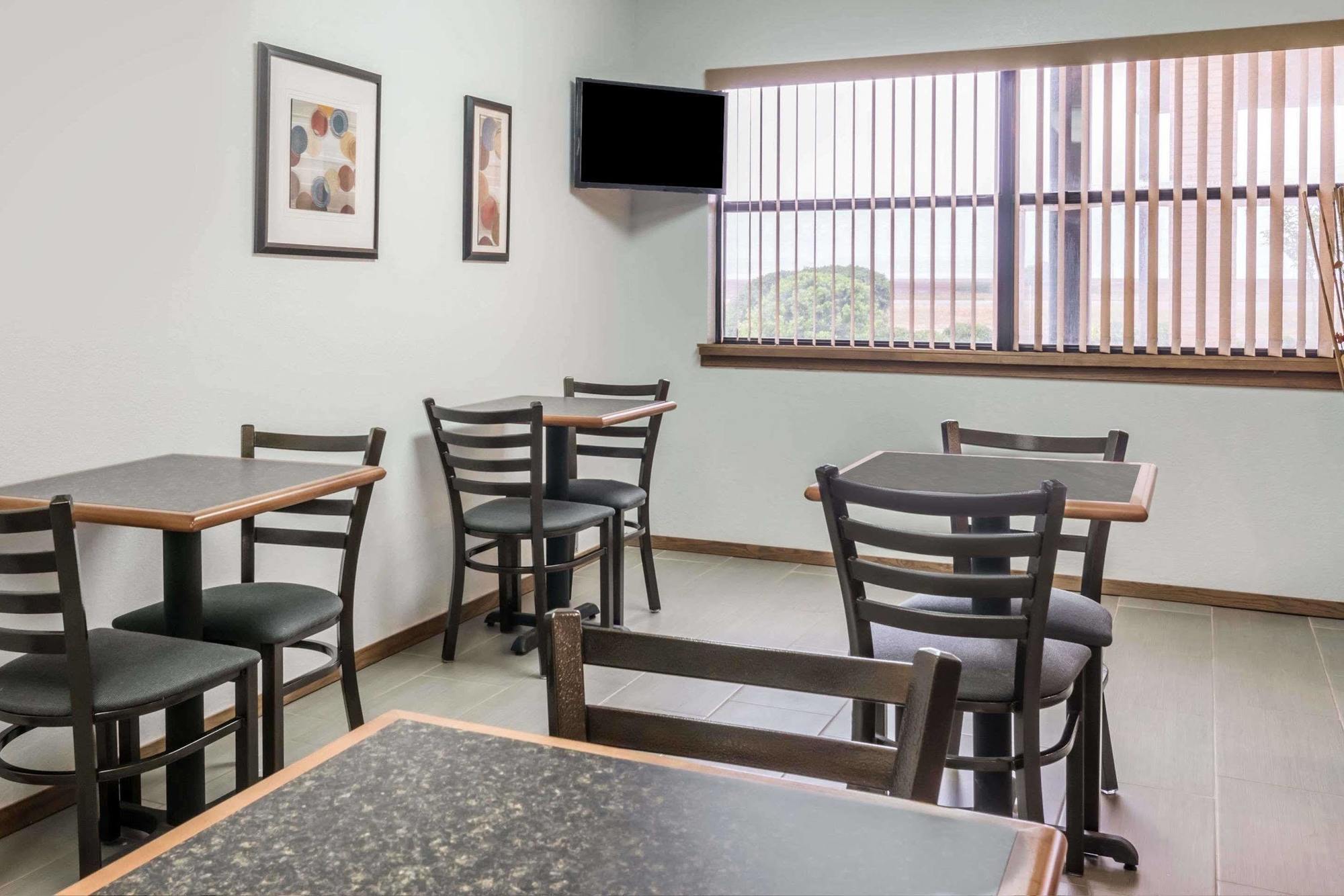 Knights Inn - Slaton Ngoại thất bức ảnh
